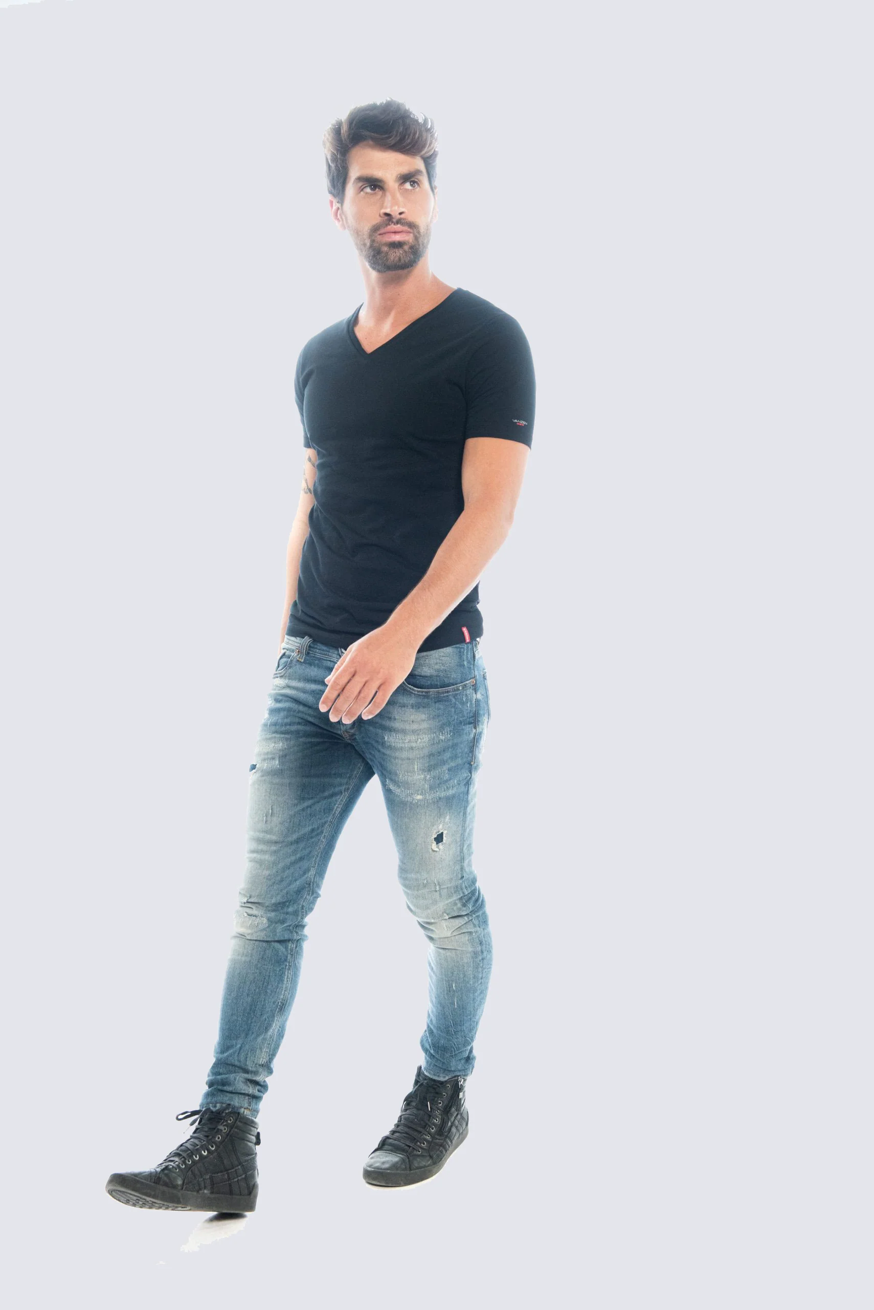 חולצת וי Vanzen - Image 7